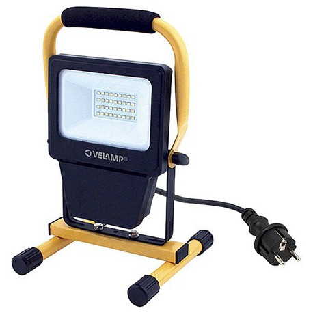 LED SCHEINWERFER MIT GESTELL 