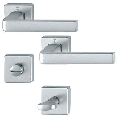 GUARNITURA CON ROSETTA PER...